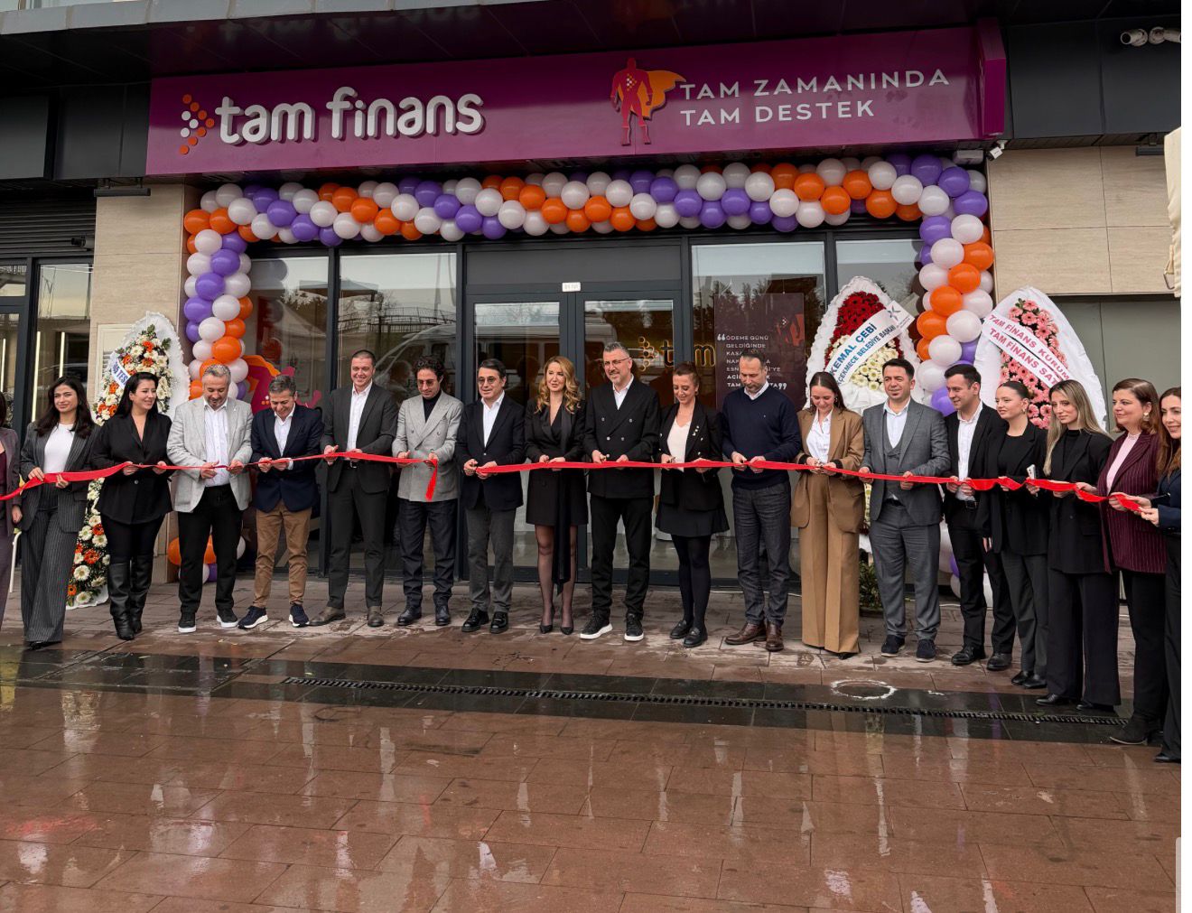 Tam Finans, Küçükçekmece Şubesi’ni Hizmete Açtı
