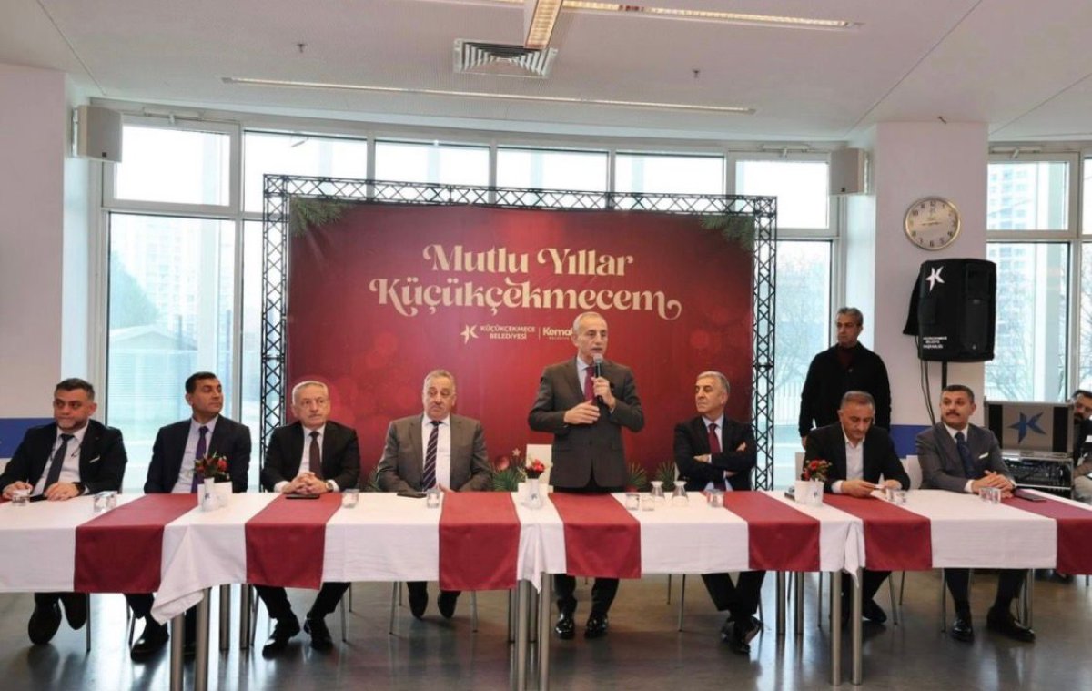 Küçükçekmece’de Yeni Yıl Buluşması: Belediye Personeliyle Bir Araya Geldi