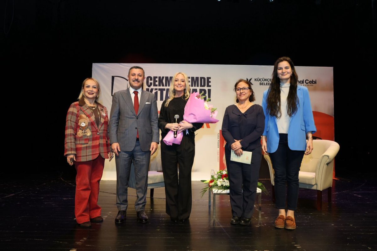 Saba Tümer Küçükçekmeceli Kadınlarla Buluştu